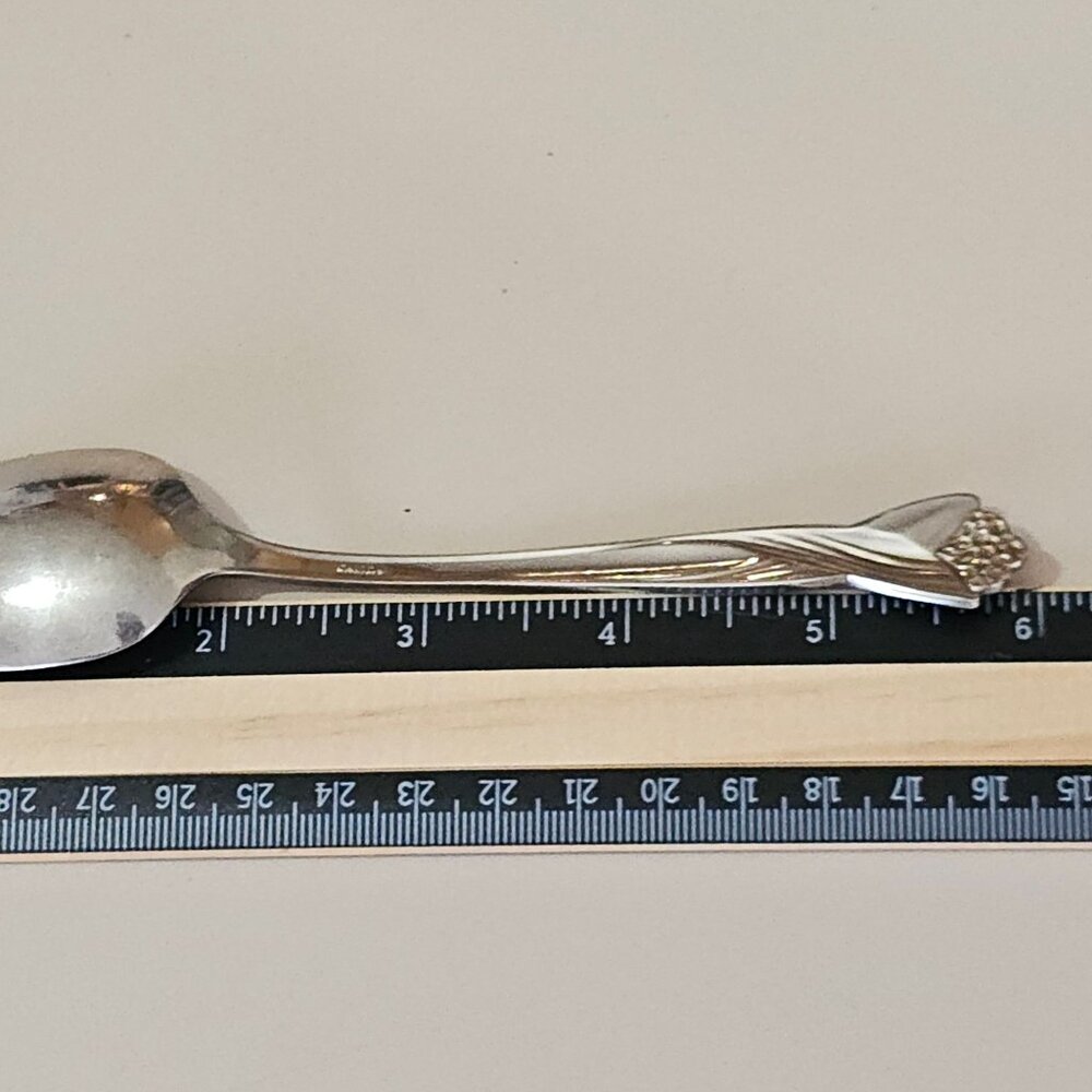 Oneida Katrina Teaspoon 6" stainless floral tip vintage - Picture 4 of 8